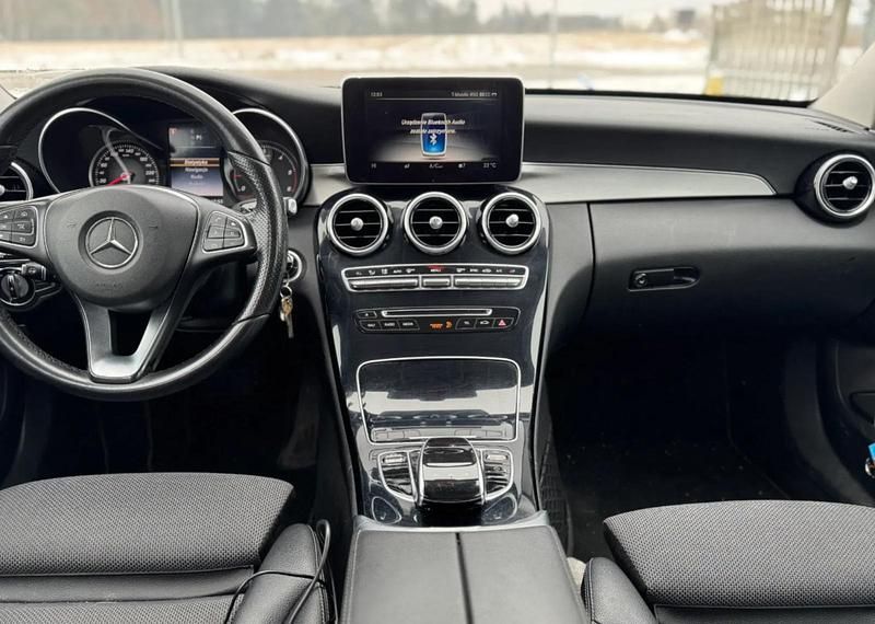 Gebraucht Mercedes C250 204 PS (150 kW) 2016 Schwarz Kombi