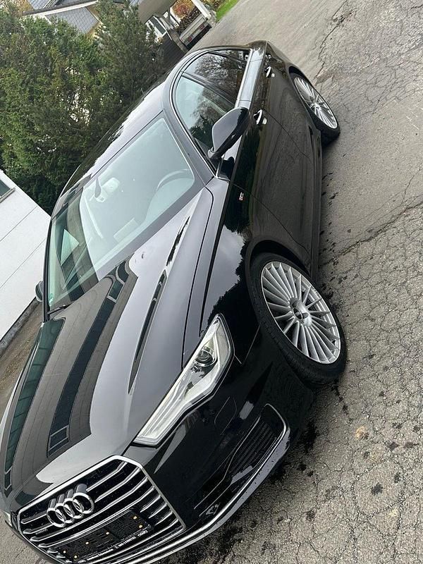 Schwarz Gebraucht 2015 Audi A6 Comfort Limousine | 19.800 € (Fairer Preis) - Bild 1/4