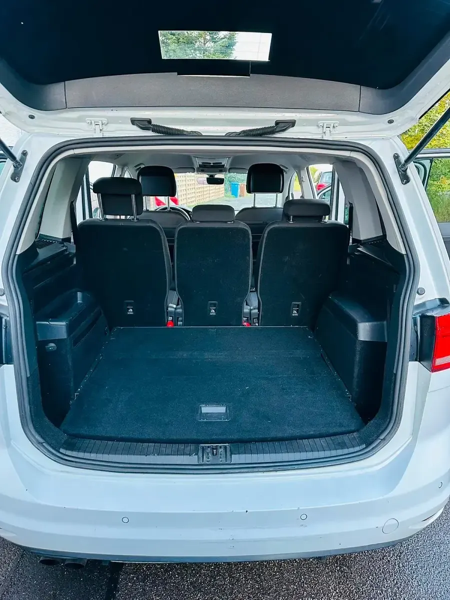 Gebraucht VW Touran 150 PS (110 kW) 2017 Weiß Van / Kleinbus