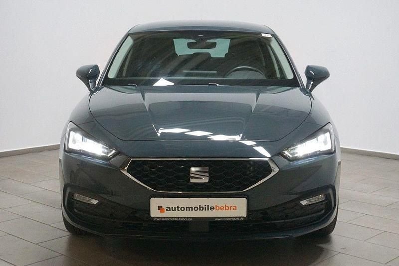 Gebraucht Seat Leon Style 116 PS (85 kW) 2025 Fjord blau Limousine