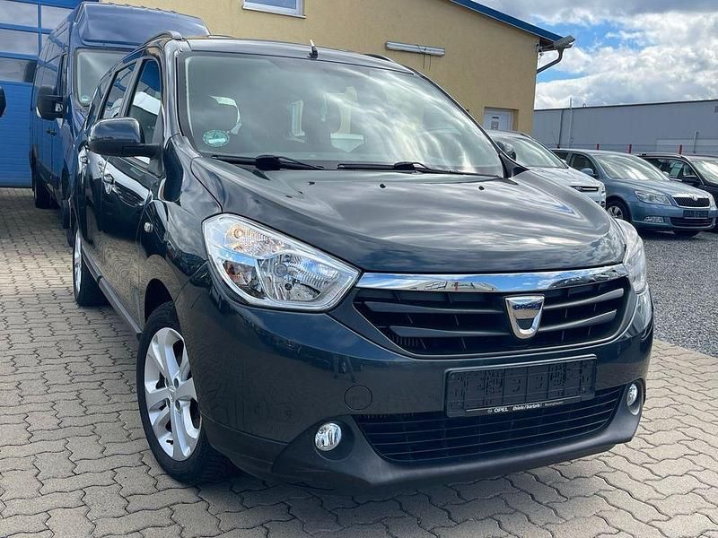Grau Gebraucht 2013 Dacia Lodgy Prestige Van / Kleinbus | 4.800 € (Fairer Preis) - Bild 1/4