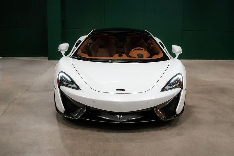 Gebraucht McLaren 570GT 570 PS (419 kW) 2017 Weiß
