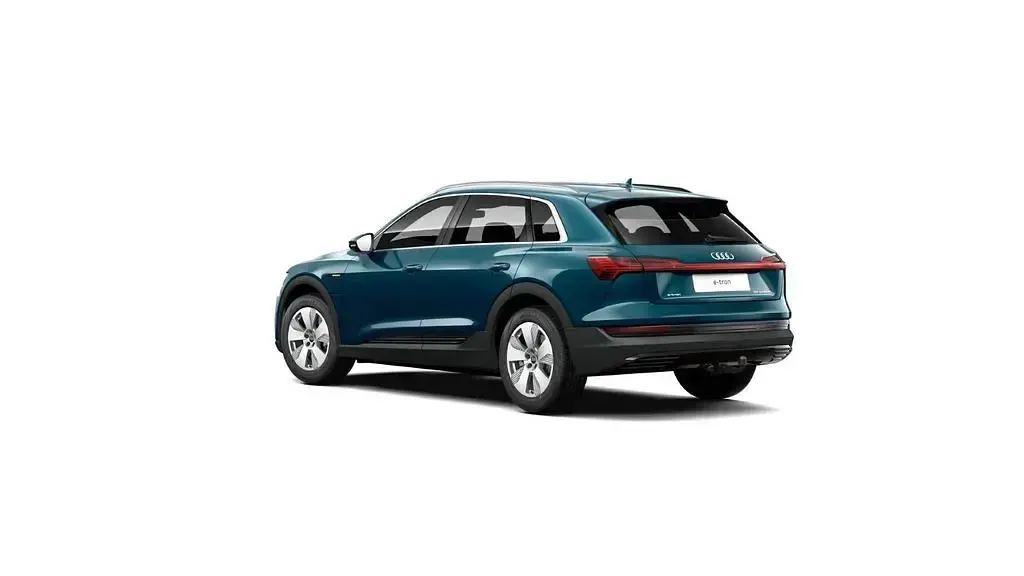 Gebraucht Audi e-tron Ambiente 300 kW (408 PS) 2022 Galaxisblau metallic SUV
