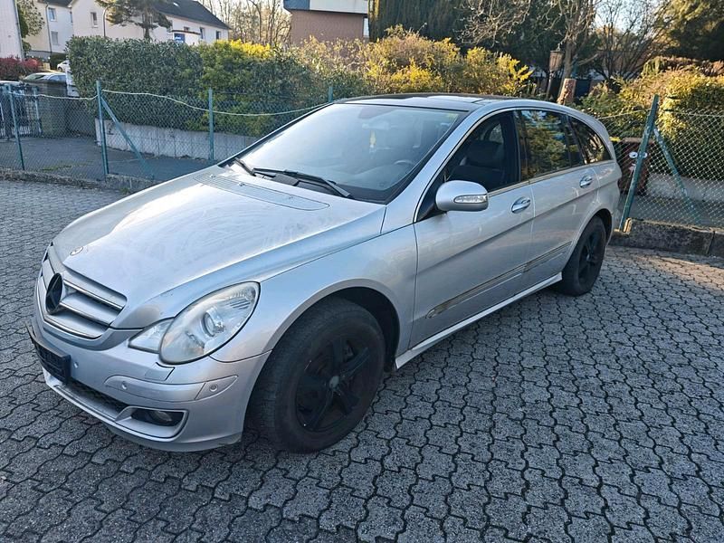 Gebraucht Mercedes R320 2006 Silber Van / Kleinbus