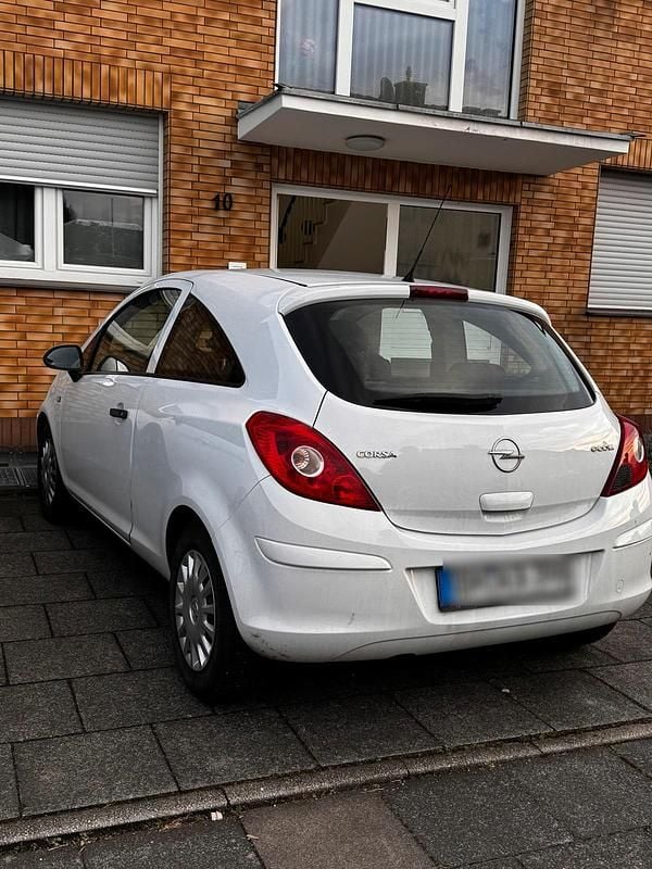 Weiß Gebraucht 2009 Opel Corsa Eco Kleinwagen | 2.650 € (Etwas zu teuer) - Bild 1/4
