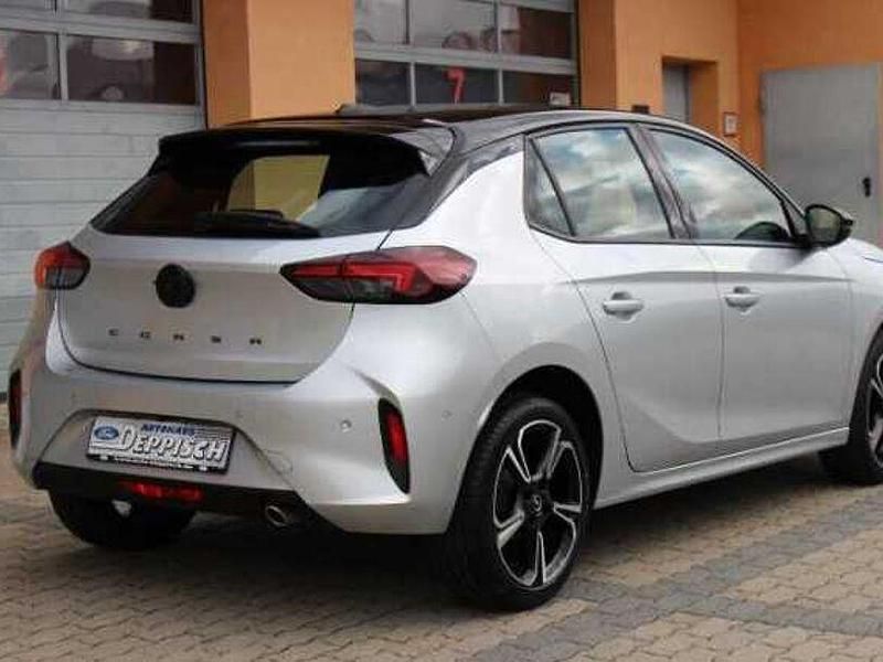 Gebraucht Opel Corsa Elegance 101 PS (74 kW) 2024 Kristallsilbermetallic (metallic) Limousine
