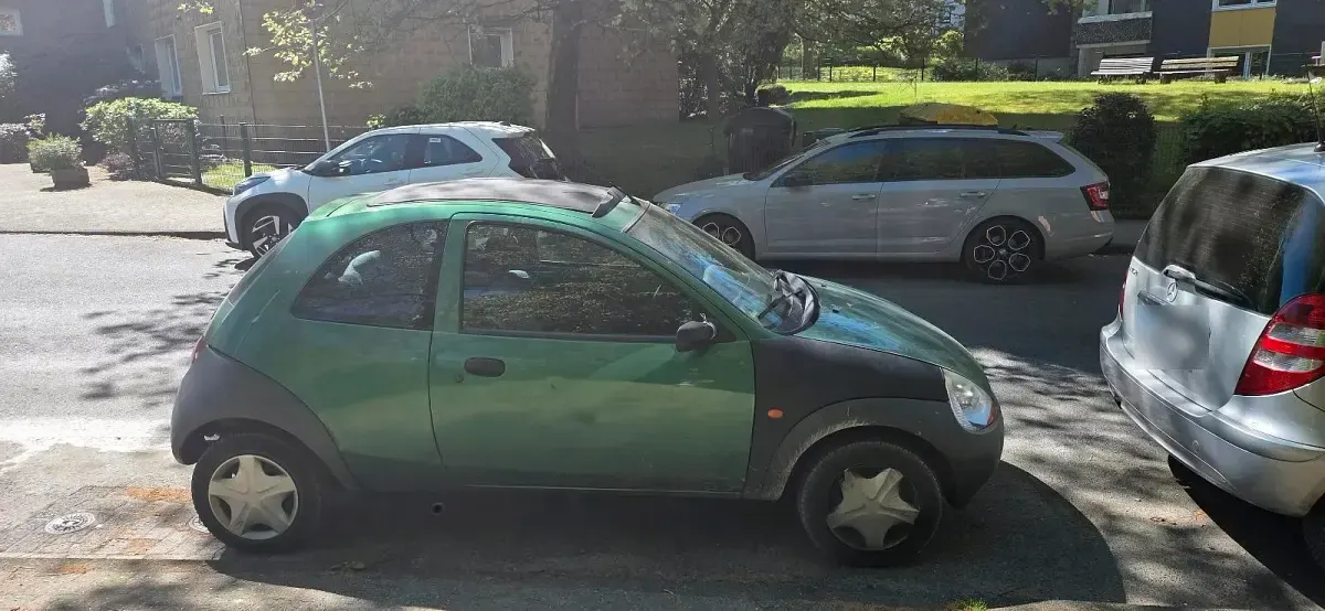 Second-hand Ford Ka 60 CP (44 kW) 2002 Verde Hatchback