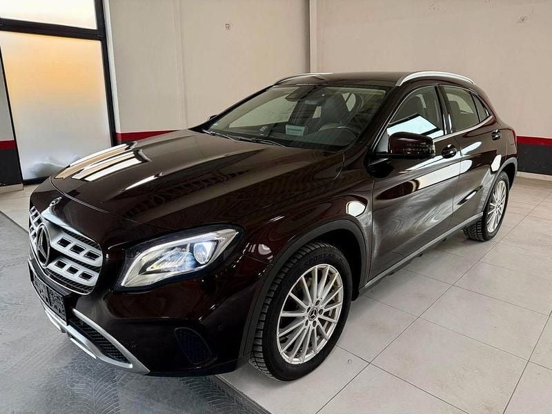 Gebraucht Mercedes GLA220 AMG 184 PS (135 kW) 2018 Braun SUV