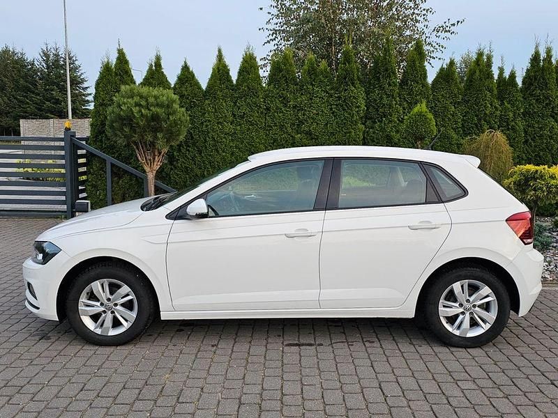 Gebraucht VW Polo Comfortline 90 PS (66 kW) 2018 Weiß Limousine