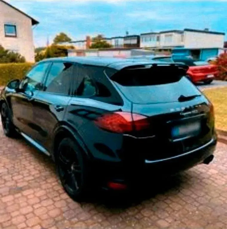 Usata Porsche Cayenne GTS 420 CV (308 kW) 2013 Nero SUV