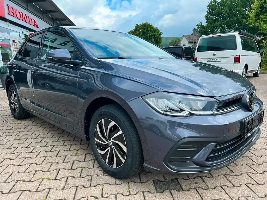 Neu VW Polo Life 95 PS (69 kW) 2025 Grau Kleinwagen
