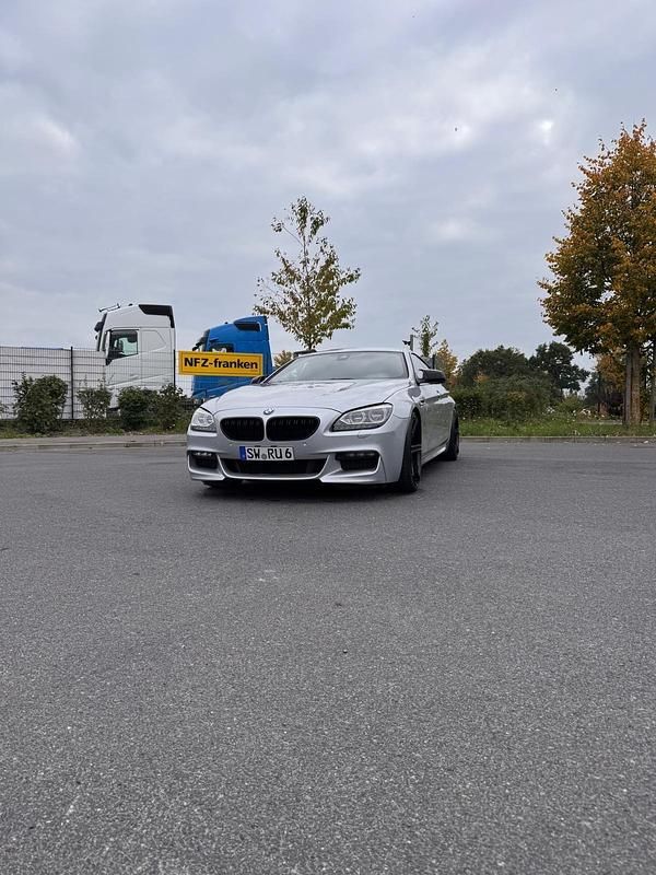 Silber Gebraucht 2014 BMW 640 M Sport Coupé | 25.000 € (Etwas zu teuer) - Bild 1/4