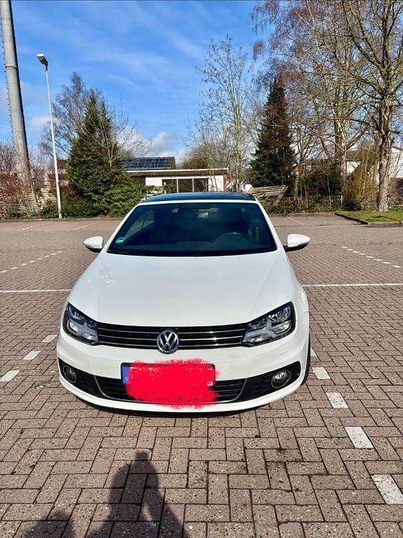 Gebraucht VW Eos 122 PS (89 kW) 2012 Weiß Cabrio