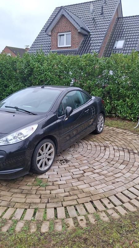 Gebraucht Peugeot 207 150 PS (110 kW) 2009 Schwarz Cabrio