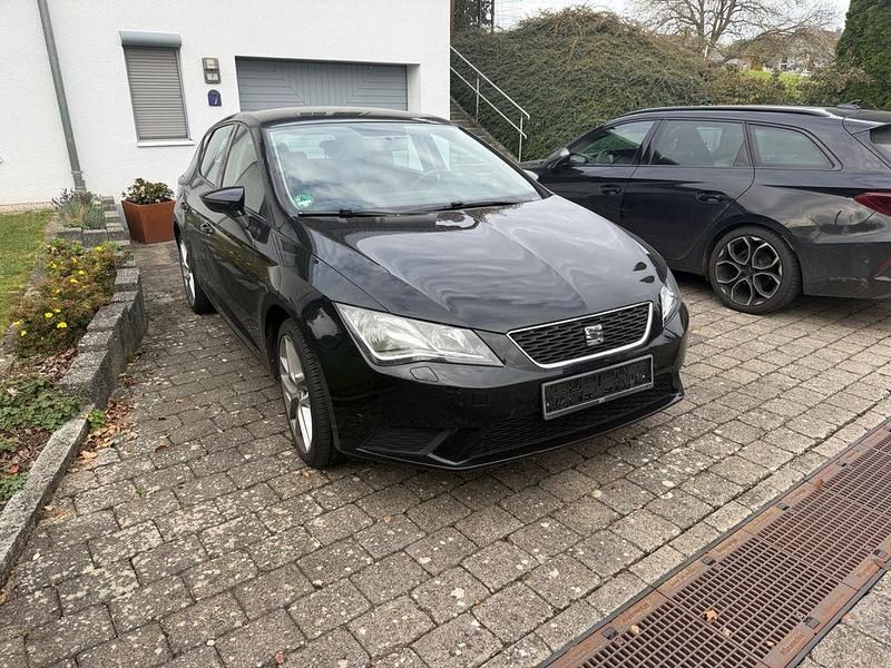 Schwarz Gebraucht 2013 Seat Leon Copa Limousine | 6.599 € (Teuer) - Bild 1/4