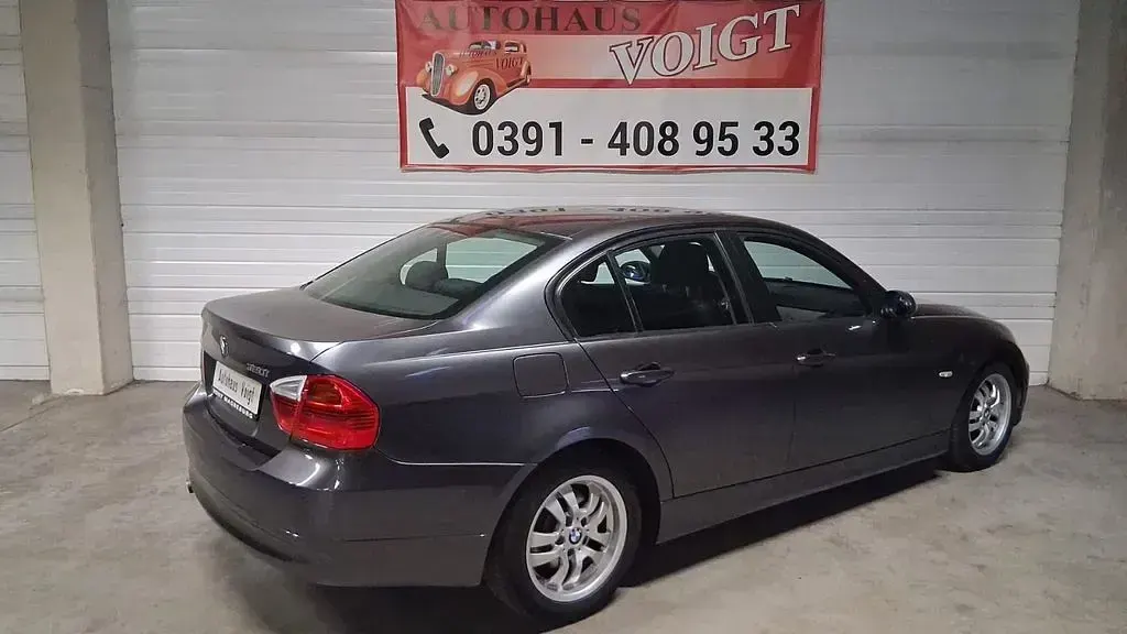 Używany BMW 320 150 KM (110 kW) 2005 Szary Sedan/Limuzyna