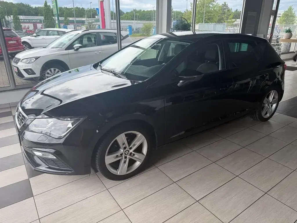 Gebraucht Seat Leon FR 150 PS (110 kW) 2019 Schwarz (metallic) Limousine