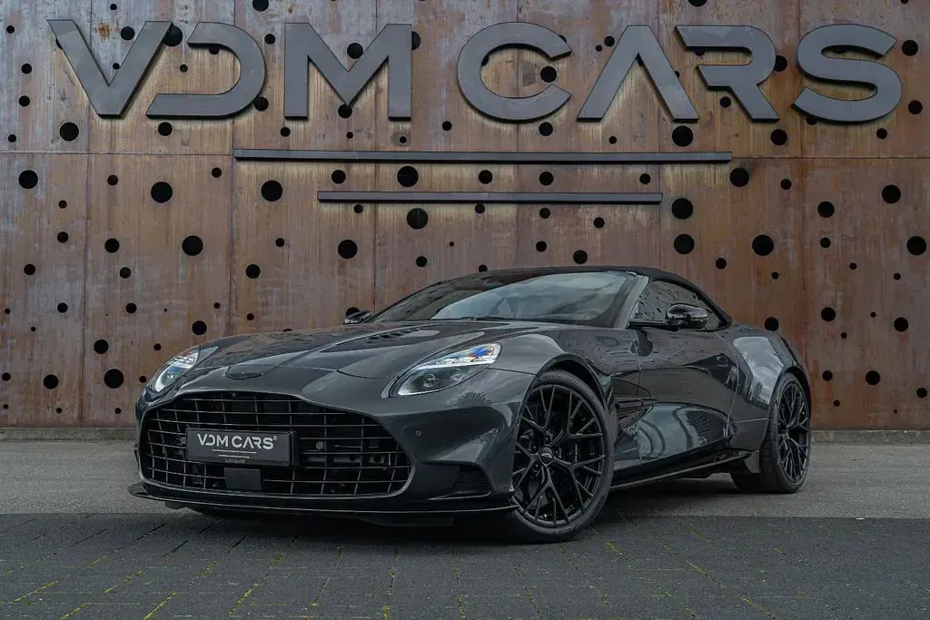 Neu Aston Martin Vanquish 835 PS (614 kW) 2025 Grau Cabrio