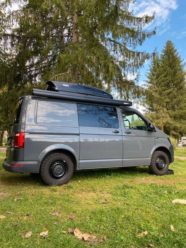 Grau Gebraucht 2016 VW T6 Van | 23.000 € (Superpreis) - Bild 1/4