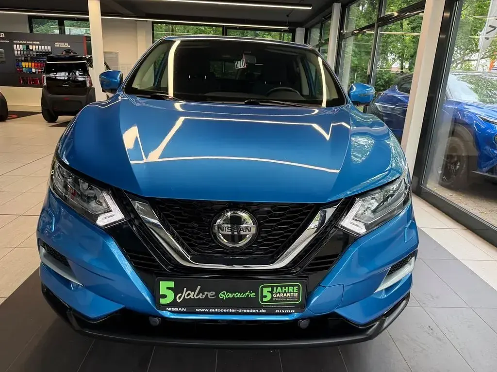 Gebraucht Nissan Qashqai N-Connecta 116 PS (85 kW) 2018 Vivid blue (metallic) SUV