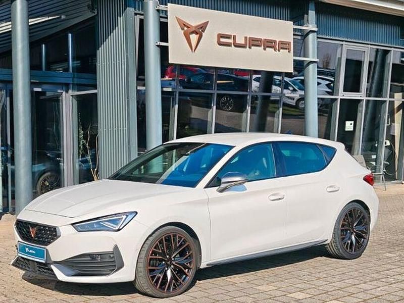 Gebraucht Cupra Leon 245 PS (180 kW) 2023 Weiß Limousine