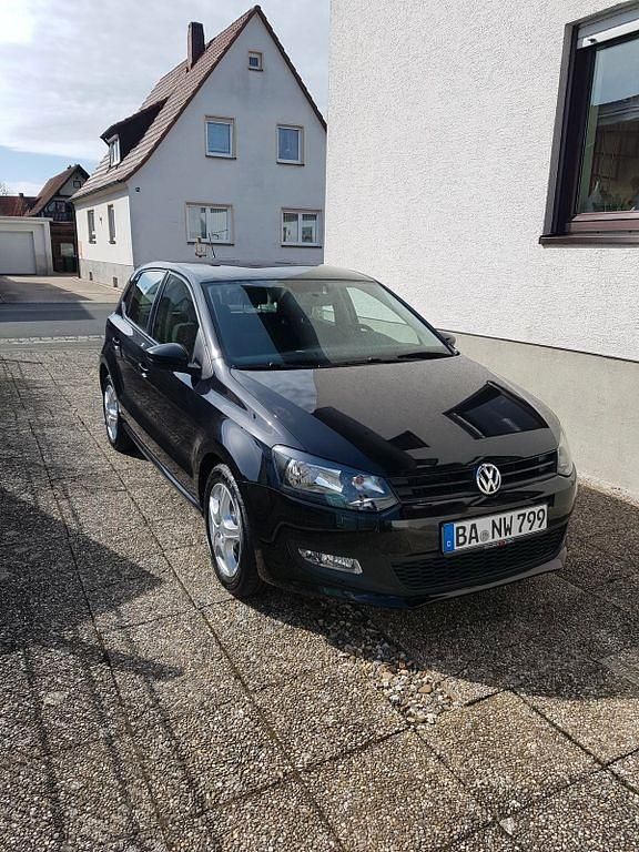 Schwarz Gebraucht 2010 VW Polo Trendline Limousine | 3.000 € - Bild 1/4