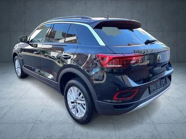 Gebraucht VW T-Roc Life 116 PS (85 kW) 2024 Deep black perleffekt SUV