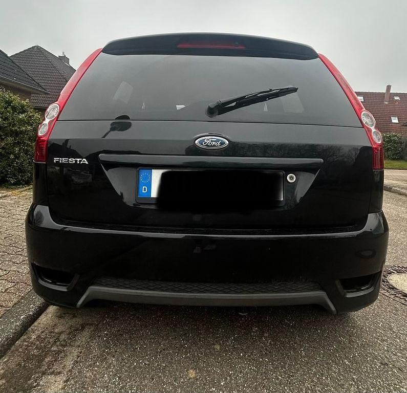Gebraucht Ford Fiesta 80 PS (58 kW) 2008 Schwarz Kleinwagen