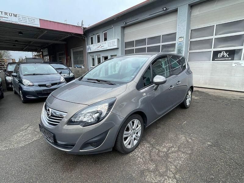 Gebraucht Opel Meriva Innovation 131 PS (96 kW) 2011 Grau Van / Kleinbus