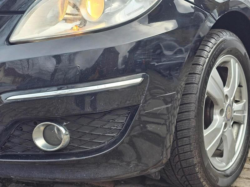 Gebraucht Mercedes B200 140 PS (102 kW) 2011 Schwarz Van / Kleinbus