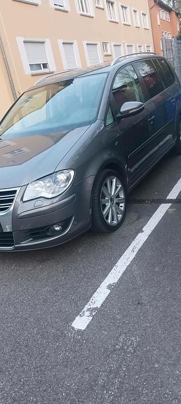 Gebraucht VW Touran 140 PS (102 kW) 2010 Grau Van / Kleinbus