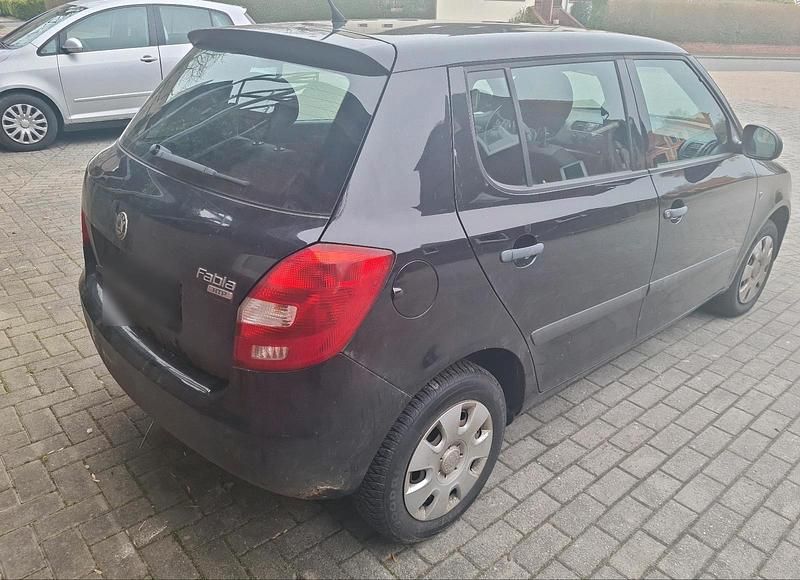 Gebraucht Skoda Fabia 70 PS (51 kW) 2009 Schwarz Kleinwagen