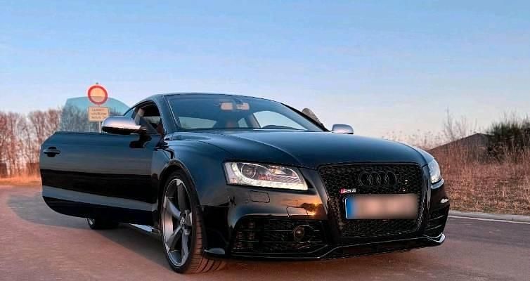 Second-hand Audi RS5 476 CP (350 kW) 2011 Negru Coupe