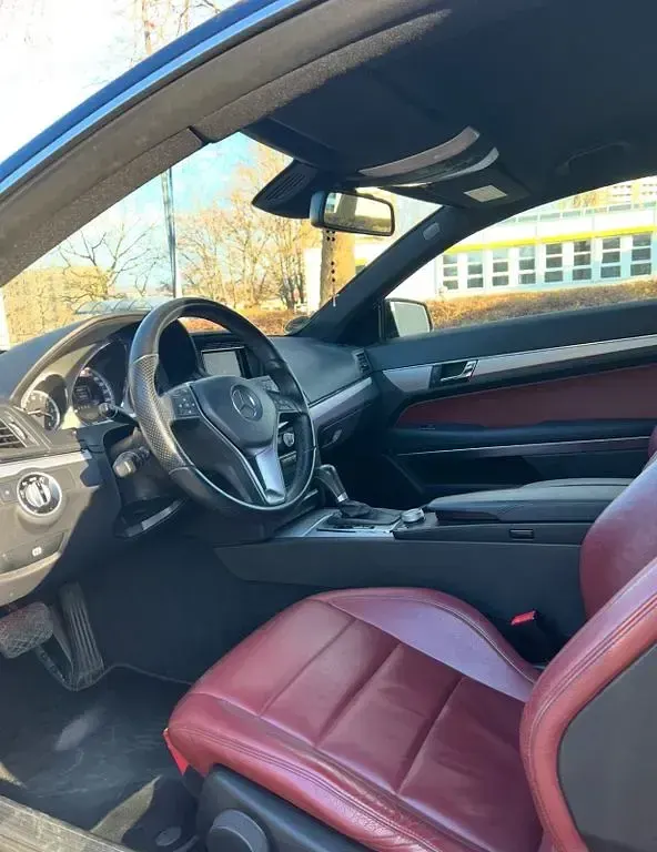 Gebraucht Mercedes E250 204 PS (150 kW) 2011 Schwarz Coupé