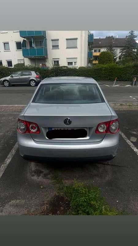 Gebraucht 2009 VW Jetta Sportline Limousine | 6.100 € (Fairer Preis) - Bild 1/4