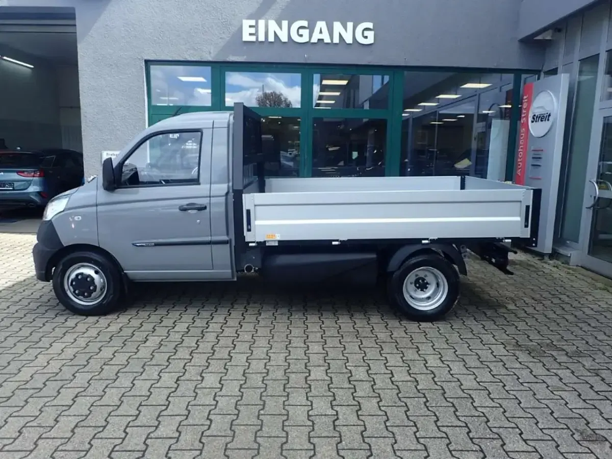 Neu Piaggio Porter 106 PS (77 kW) 2025 Grau