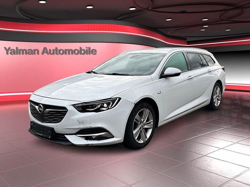 Weiß Gebraucht 2017 Opel Insignia Business Innovation Kombi | 8.500 € (Superpreis) - Bild 1/4