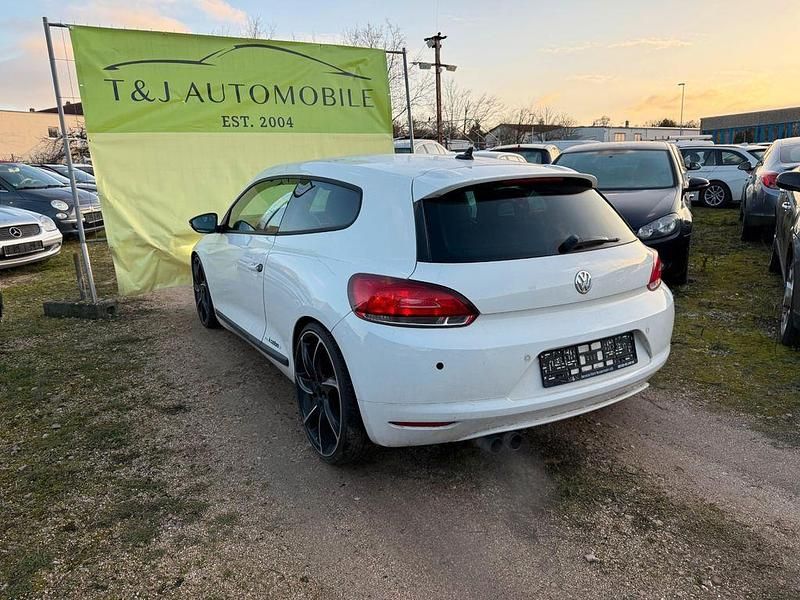 Gebraucht VW Scirocco 200 PS (147 kW) 2009 Weiß Coupé
