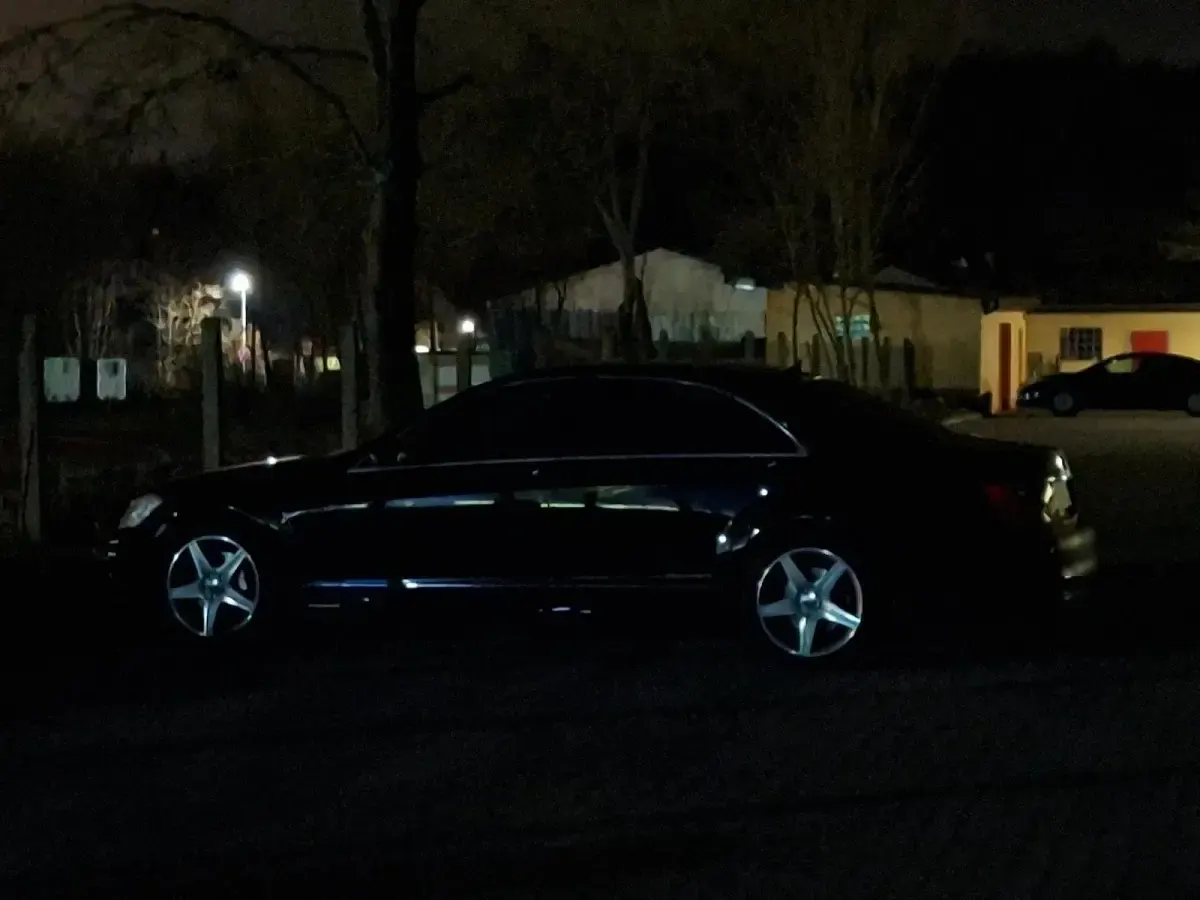 Gebraucht Mercedes S550 388 PS (285 kW) 2010 Schwarz Limousine