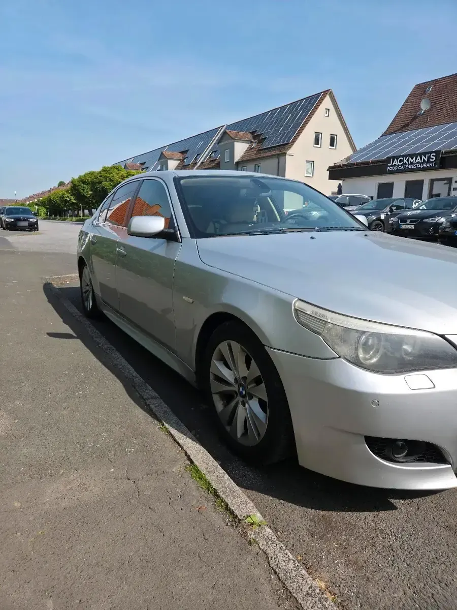 Gebraucht BMW 530 M Sport 258 PS (189 kW) 2006 Silber Limousine