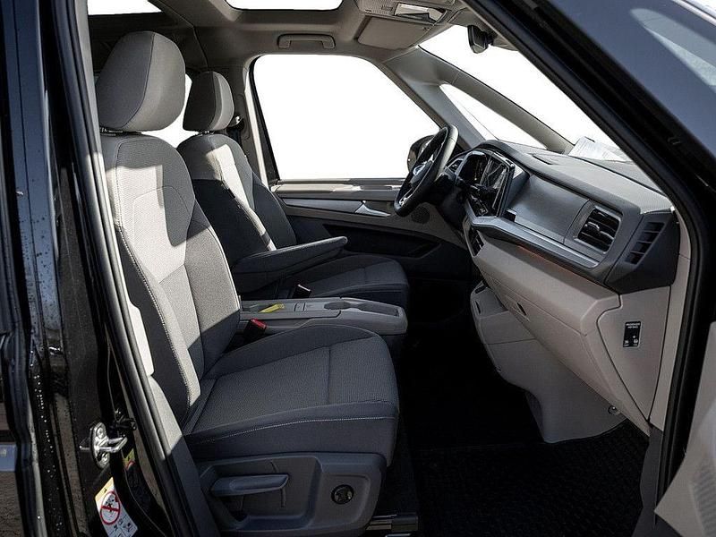 Neu VW Multivan 150 PS (110 kW) 2026 Schwarz Van