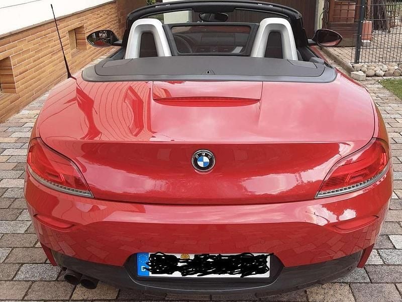 Gebraucht BMW Z4 184 PS (135 kW) 2012 Rot Cabrio