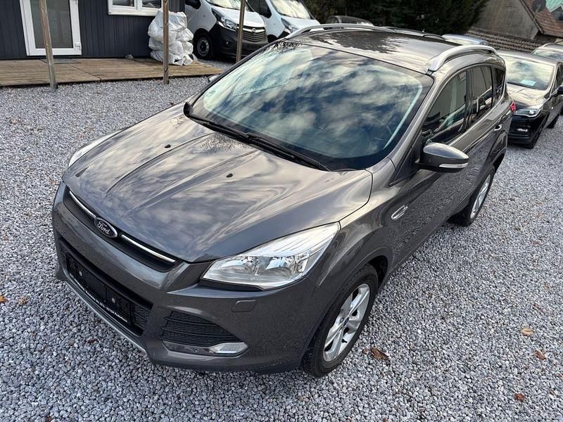 Grau Gebraucht 2014 Ford Kuga Trend SUV | 8.790 € (Fairer Preis) - Bild 1/4