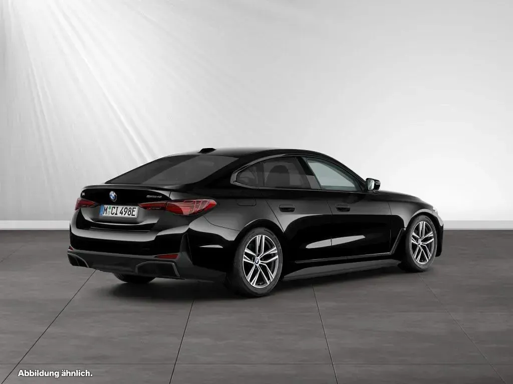 Neu BMW i4 250 kW (340 PS) 2026 Black sapphire metallic Limousine