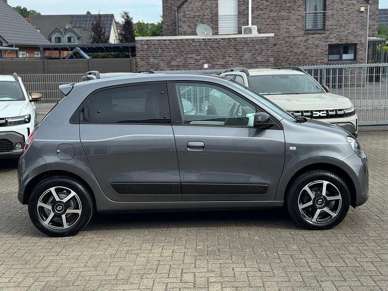 Gebraucht Renault Twingo LIMITED 90 PS (66 kW) 2017 Lunar grey Kleinwagen