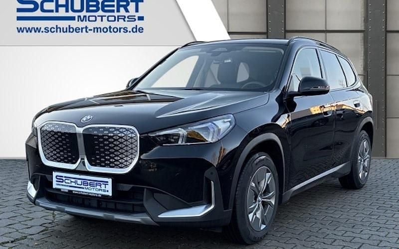 Usado BMW iX1 Shadowline 150 kW (204 HP) 2025 Preto SUV