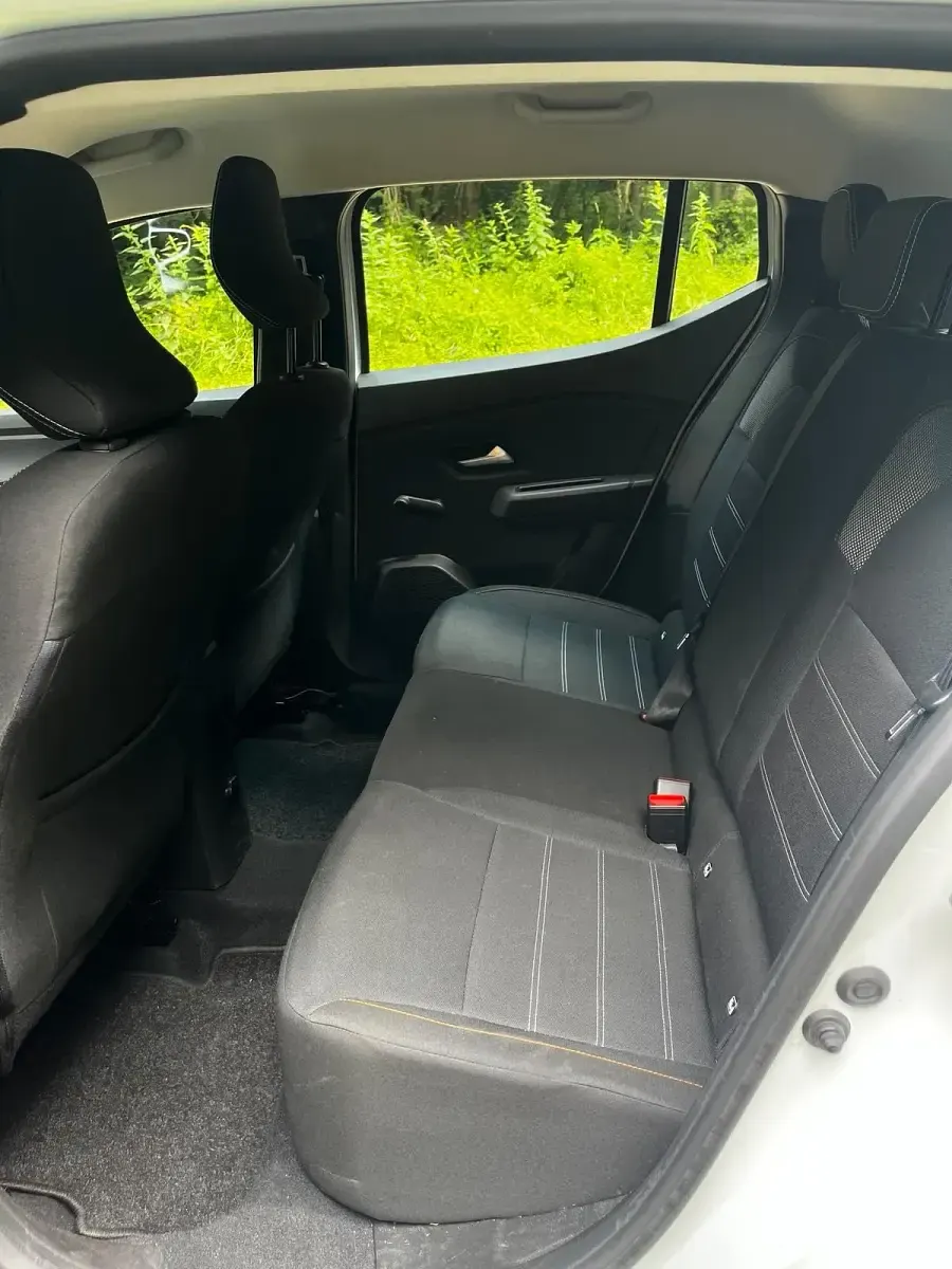 Gebraucht Dacia Sandero Stepway 101 PS (74 kW) 2021 Weiß Kleinwagen