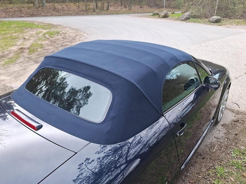 Second-hand Audi TT 180 CP (132 kW) 2003 Albastru Coupe