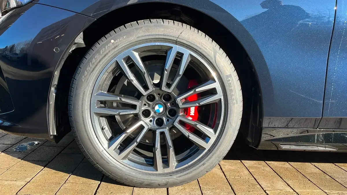 Neu BMW 520 Comfort Edition 197 PS (144 kW) 2026 Carbonschwarz metallic Kombi