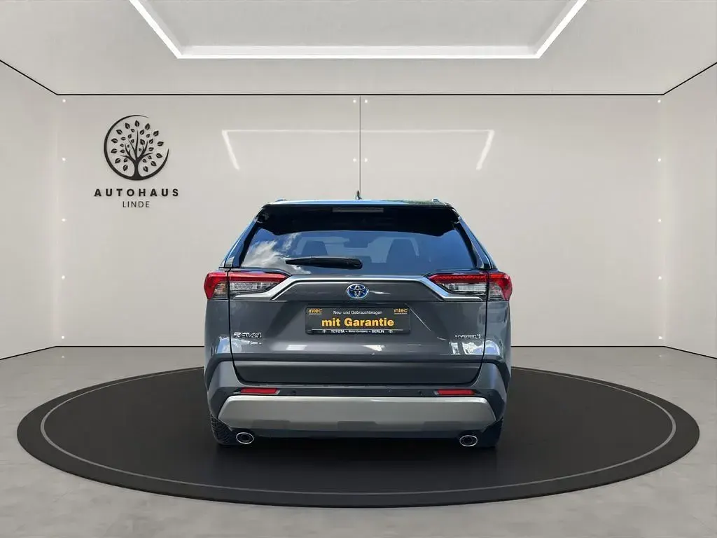 Gebraucht Toyota RAV4 Hybrid Team 178 PS (130 kW) 2025 Grau SUV